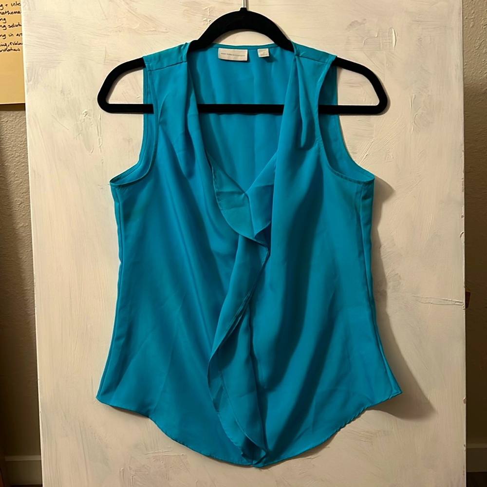 Sleeveless dress blouse